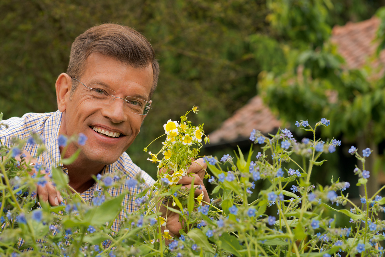 Ploberger mit Blumen